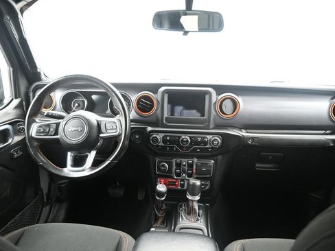 Used 2021 Jeep Gladiator Mojave w/ Auxiliary Switch Group image 30