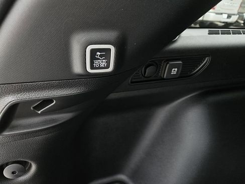 New 2026 Jeep Grand Cherokee Limited RWD image 10
