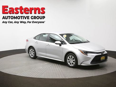 Used 2022 Toyota Corolla LE image 49