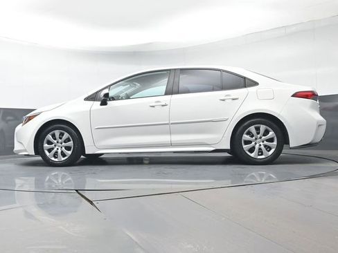 Certified 2022 Toyota Corolla LE image 26