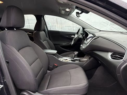 Used 2023 Chevrolet Malibu LT image 19