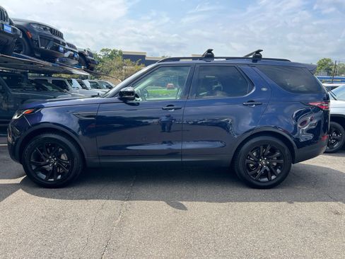 Used 2018 Land Rover Discovery HSE AWD/4WD image 3