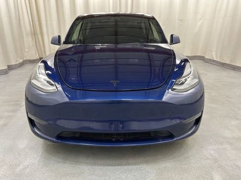 Used 2023 Tesla Model Y Long Range AWD/4WD image 28