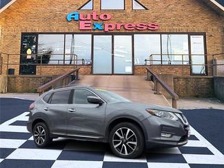 Used 2020 Nissan Rogue SL video 1