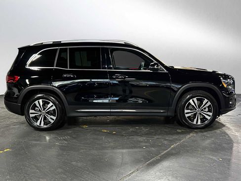 Certified 2025 Mercedes-Benz GLB 250 4MATIC image 3