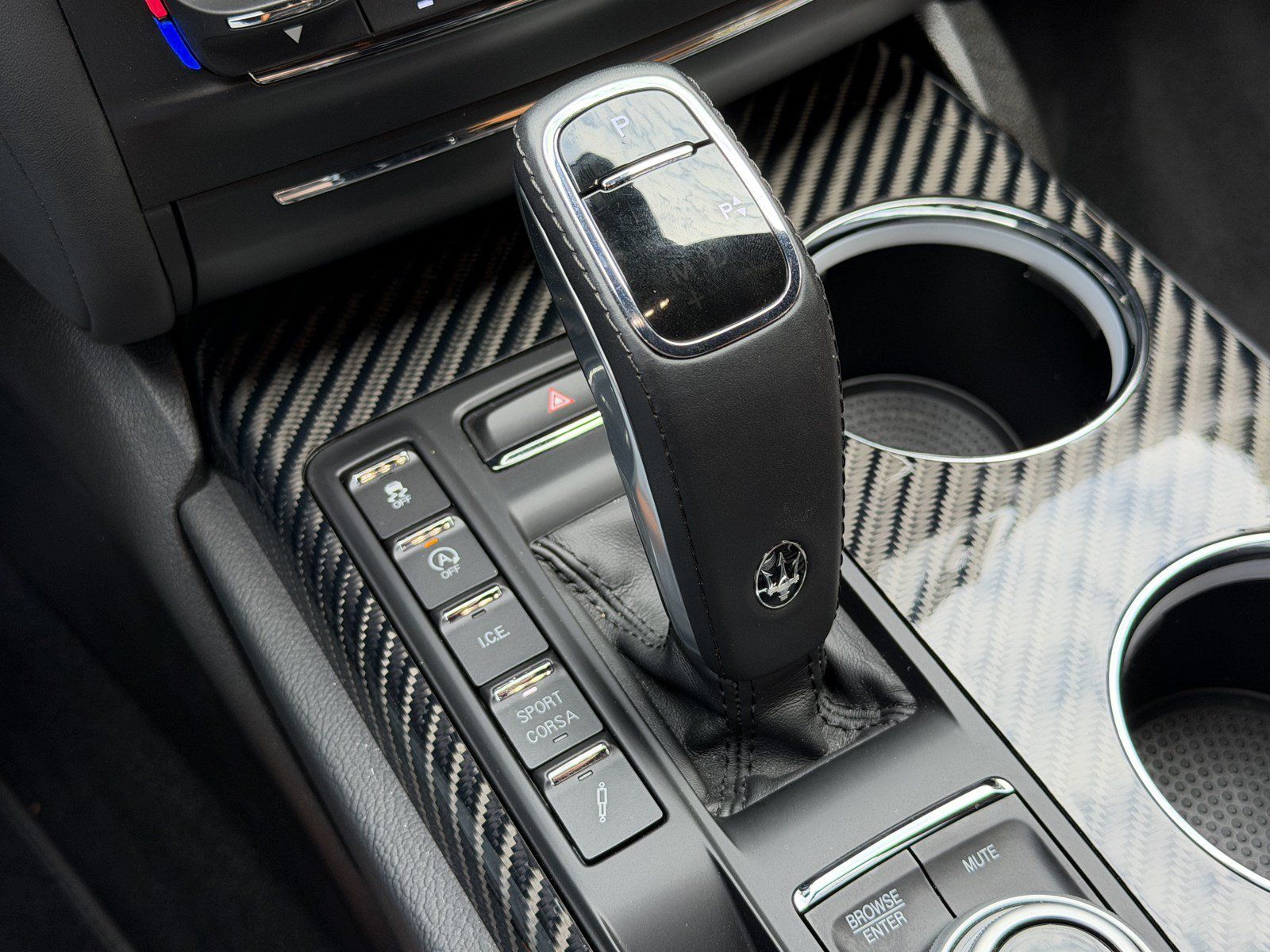 Used 2024 Maserati Ghibli Trofeo RWD image 29