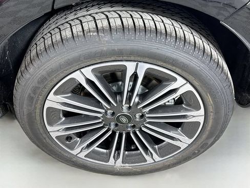 Used 2026 Land Rover Range Rover Evoque S AWD/4WD image 33
