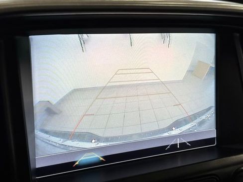 Used 2018 GMC Canyon Denali image 4