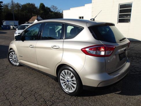 Used 2017 Ford C-MAX SE image 5