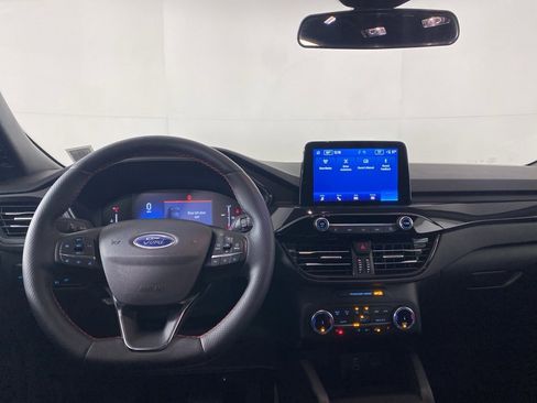 Used 2025 Ford Escape ST-Line w/ Cold Weather Package image 14