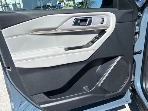 New 2026 Ford Explorer Active w/ Active Comfort Package image 18