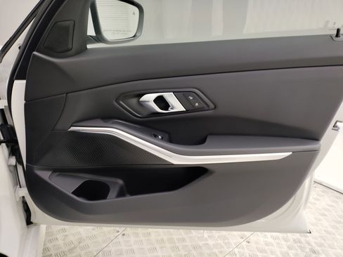 New 2026 BMW 330i Sedan w/ Convenience Package image 18