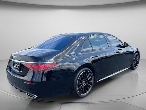 Used 2023 Mercedes-Benz S 580 4MATIC Sedan image 7