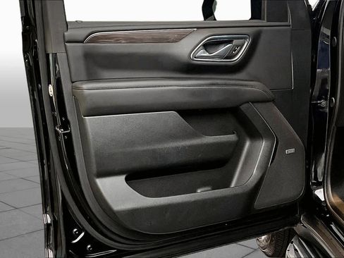 Used 2024 Chevrolet Tahoe LT RWD image 21