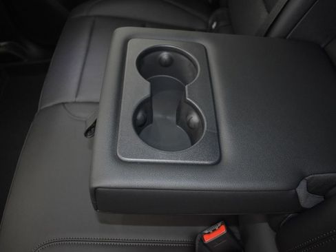 New 2026 Chevrolet Equinox LT w/ Convenience Package II image 17