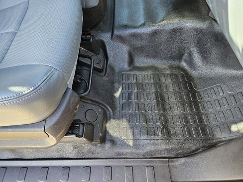 Used 2016 Ford F350 XL image 35