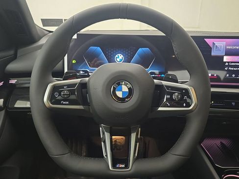 New 2026 BMW 530i xDrive w/ M Sport Package image 15