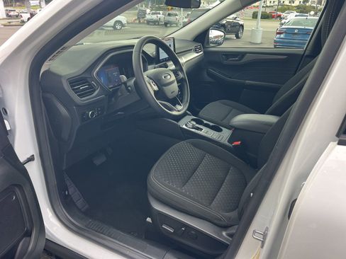Used 2023 Ford Escape Active image 32