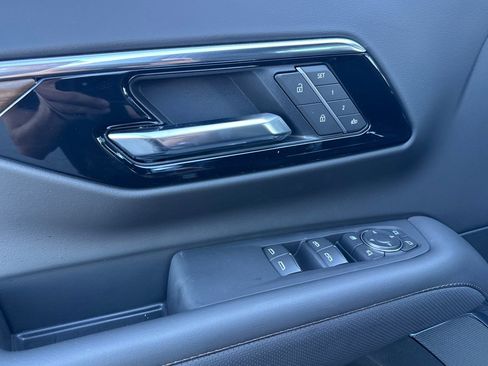 New 2026 Chevrolet Tahoe High Country AWD/4WD image 11