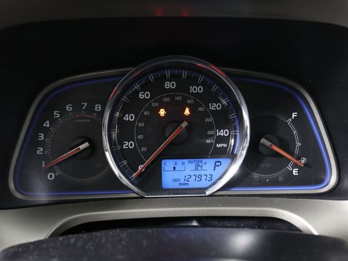 Used 2015 Toyota RAV4 Limited AWD/4WD image 30