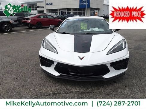 Used 2022 Chevrolet Corvette Stingray Premium Cpe w/ Z51 Performance Package RWD image 2
