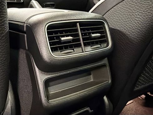 Certified 2024 Mercedes-Benz GLE 450 4MATIC image 26