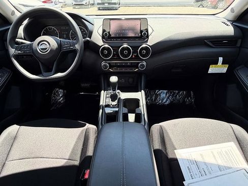 Used 2025 Nissan Sentra S FWD image 33