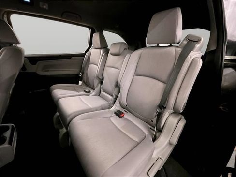 Used 2019 Honda Odyssey EX image 25