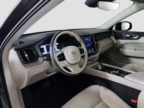 Certified 2023 Volvo XC60 B5 Plus w/ Protection Package Premier AWD/4WD image 10