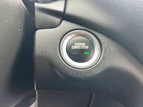 Used 2023 Chevrolet Equinox LT AWD/4WD image 26