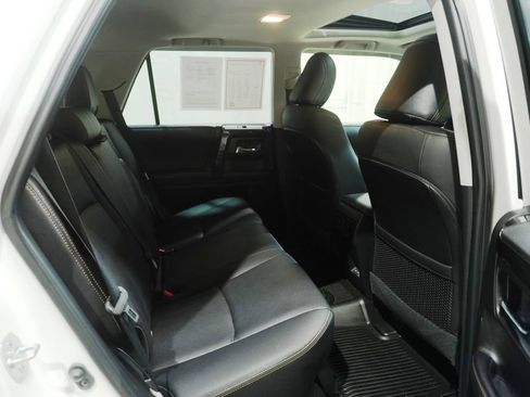 Certified 2023 Toyota 4Runner 40th Anniversary SE AWD/4WD image 15