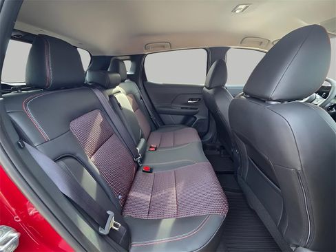 New 2026 Nissan Kicks SR image 9