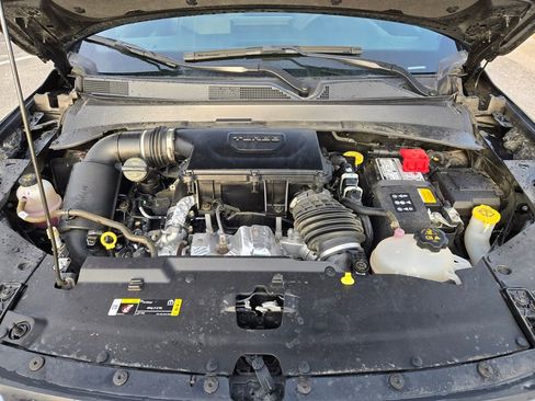 Used 2024 Jeep Compass Limited image 30