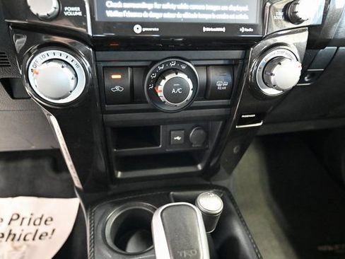 Used 2024 Toyota 4Runner TRD Off-Road image 18