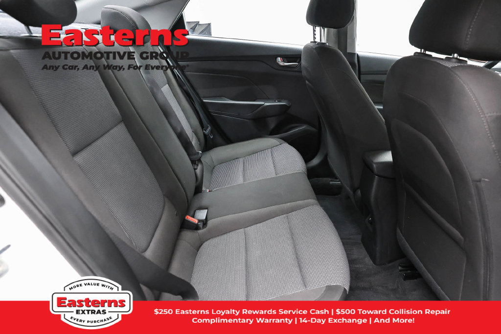 Used 2022 Hyundai Accent SEL FWD image 23