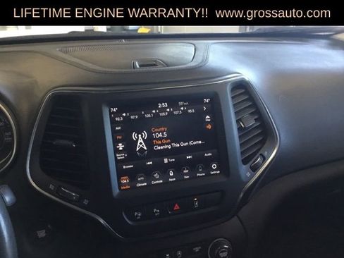 Used 2023 Jeep Cherokee Altitude Lux AWD/4WD image 13