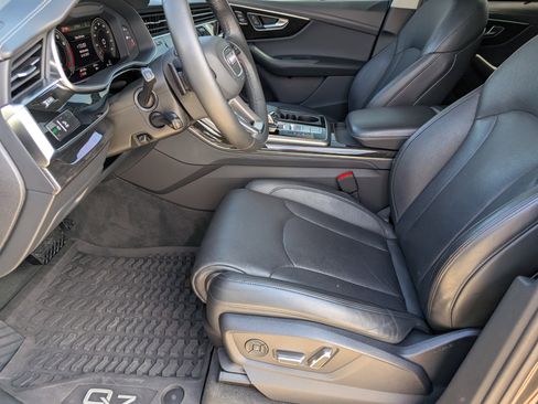 Used 2023 Audi Q7 3.0T Prestige w/ Prestige Package image 9