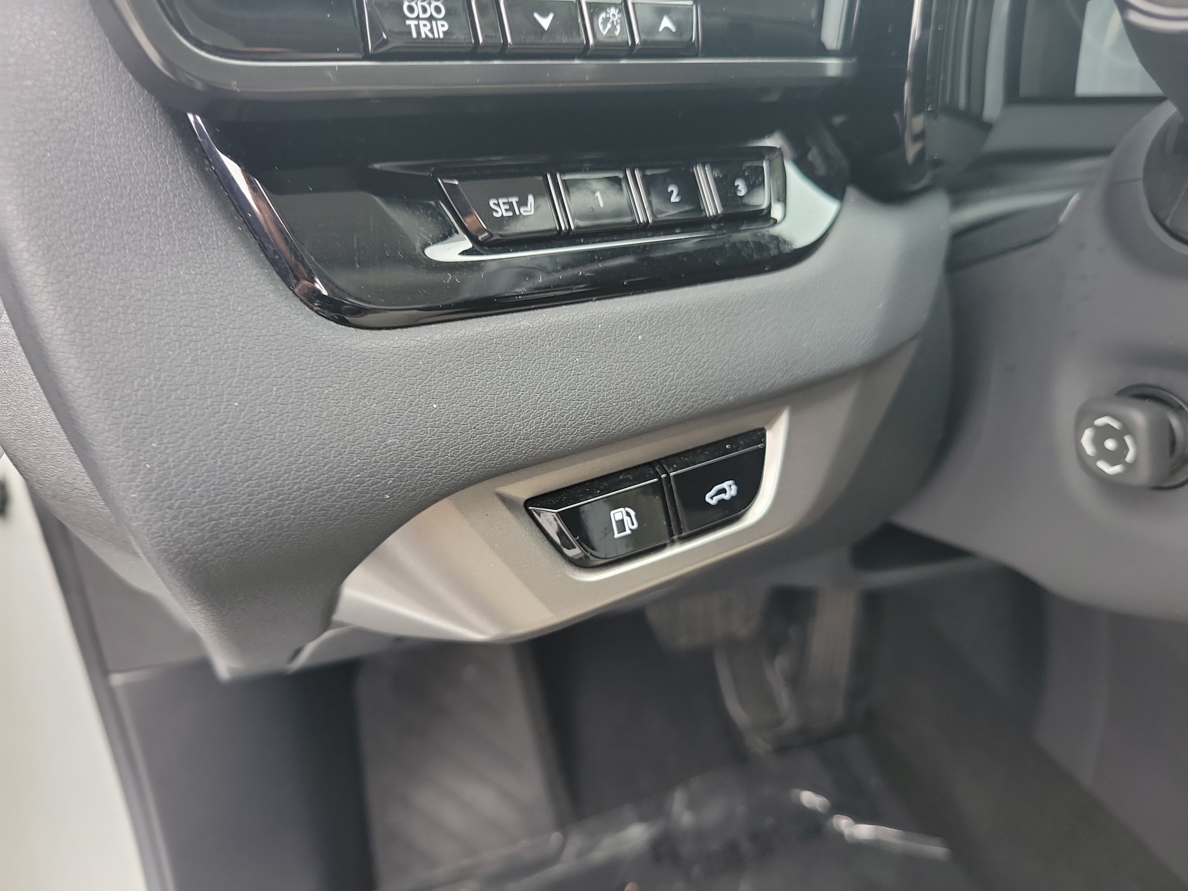 Certified 2024 Lexus RX 350 Premium w/ Accessory Package (K3) FWD image 24