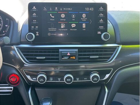 Used 2019 Honda Accord Sport image 16