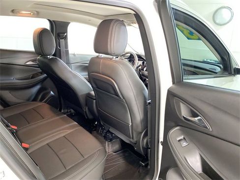 Used 2023 Buick Encore GX Essence w/ Experience Buick Package image 26