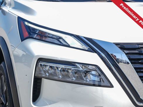Used 2023 Nissan Rogue SV FWD image 4