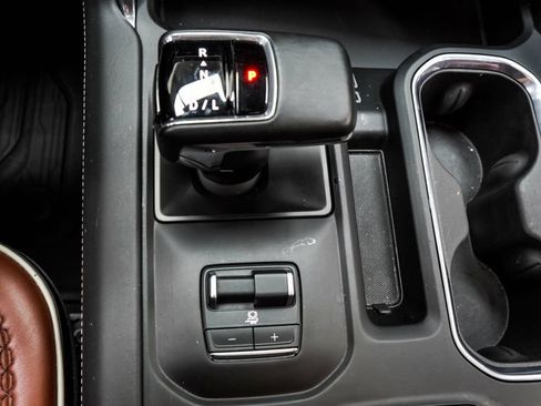 Used 2024 GMC Sierra 1500 Denali Ultimate AWD/4WD image 21
