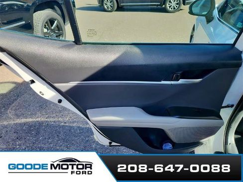 Used 2023 Toyota Camry LE image 21