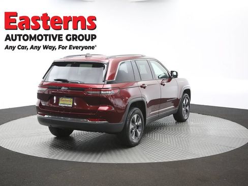 Used 2022 Jeep Grand Cherokee Limited 4xe w/ Luxury Tech Group II AWD/4WD image 44