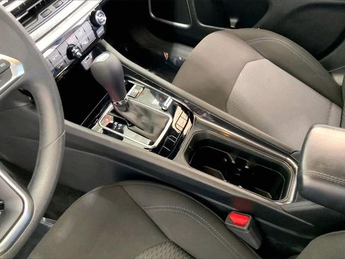 Used 2023 Jeep Compass Sport image 17