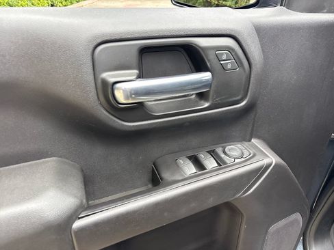 Used 2019 Chevrolet Silverado 1500 Custom AWD/4WD image 16
