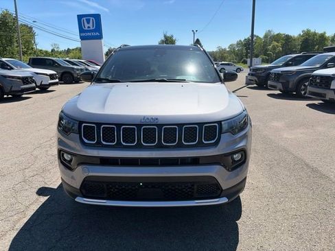 Used 2023 Jeep Compass Limited w/ Sun and Sound Group AWD/4WD image 1