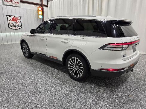 Used 2020 Lincoln Aviator Reserve w/ Equipment Group 201A RWD image 7