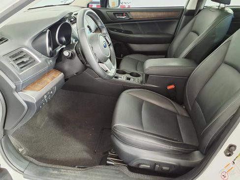 Used 2018 Subaru Outback 2.5i Limited AWD/4WD image 13