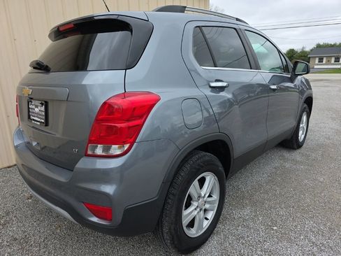 Used 2019 Chevrolet Trax LT w/ LT Convenience Package AWD/4WD image 8